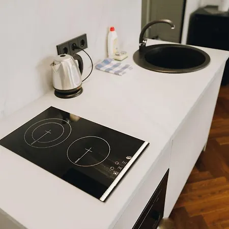 Dream - Stylish With French Balcony